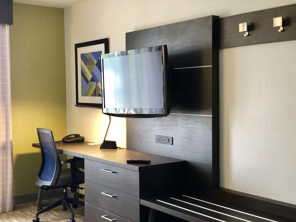 Holiday Inn Express Great Barrington By Ihg Eksteriør billede