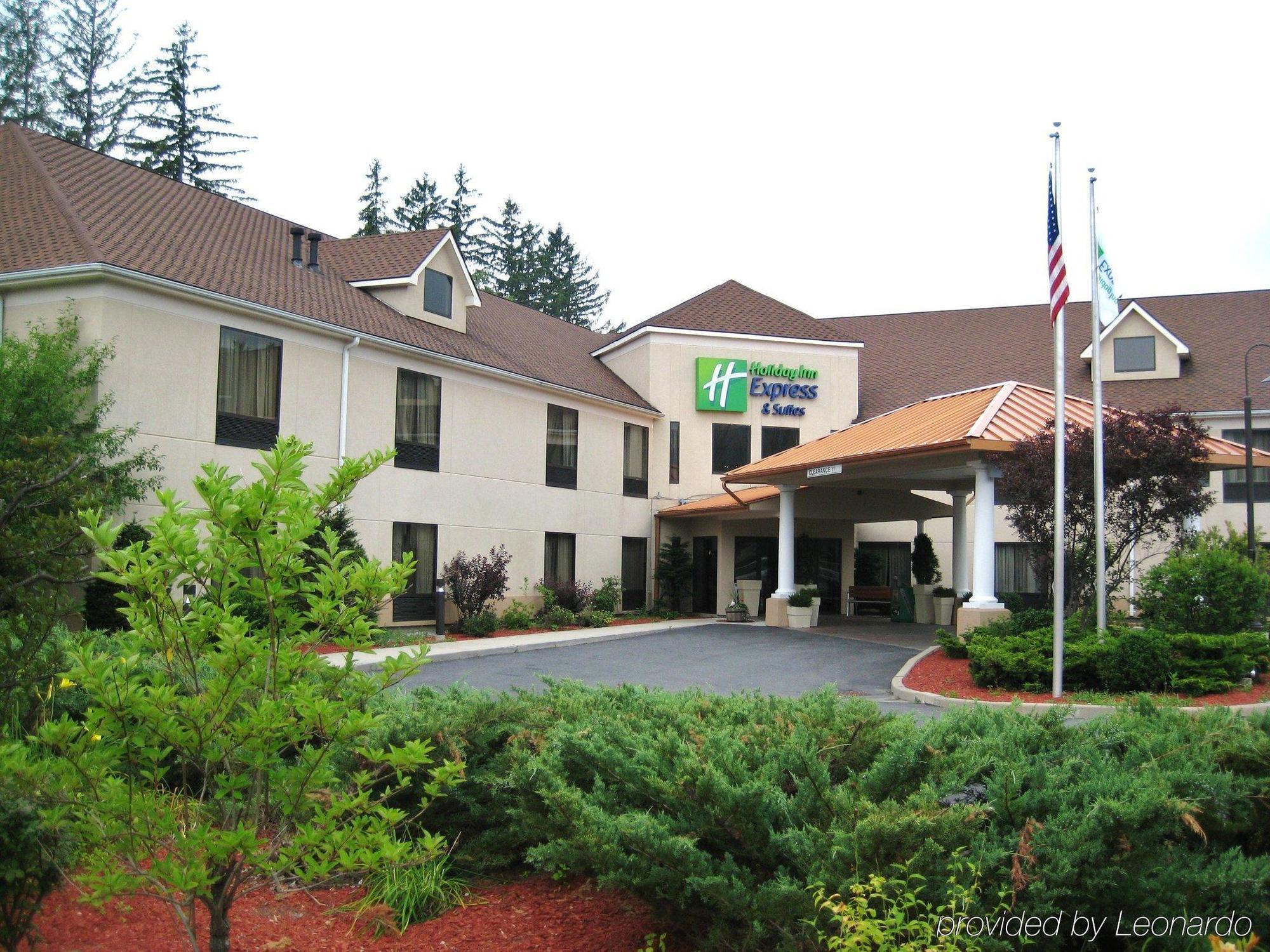 Holiday Inn Express Great Barrington By Ihg Eksteriør billede