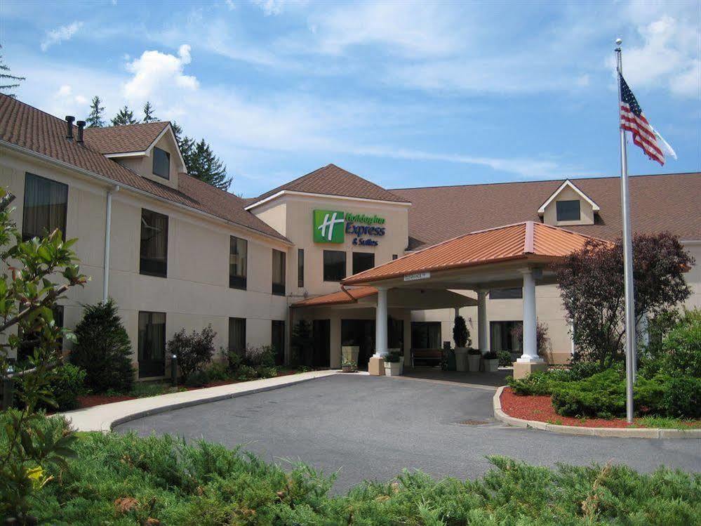 Holiday Inn Express Great Barrington By Ihg Eksteriør billede